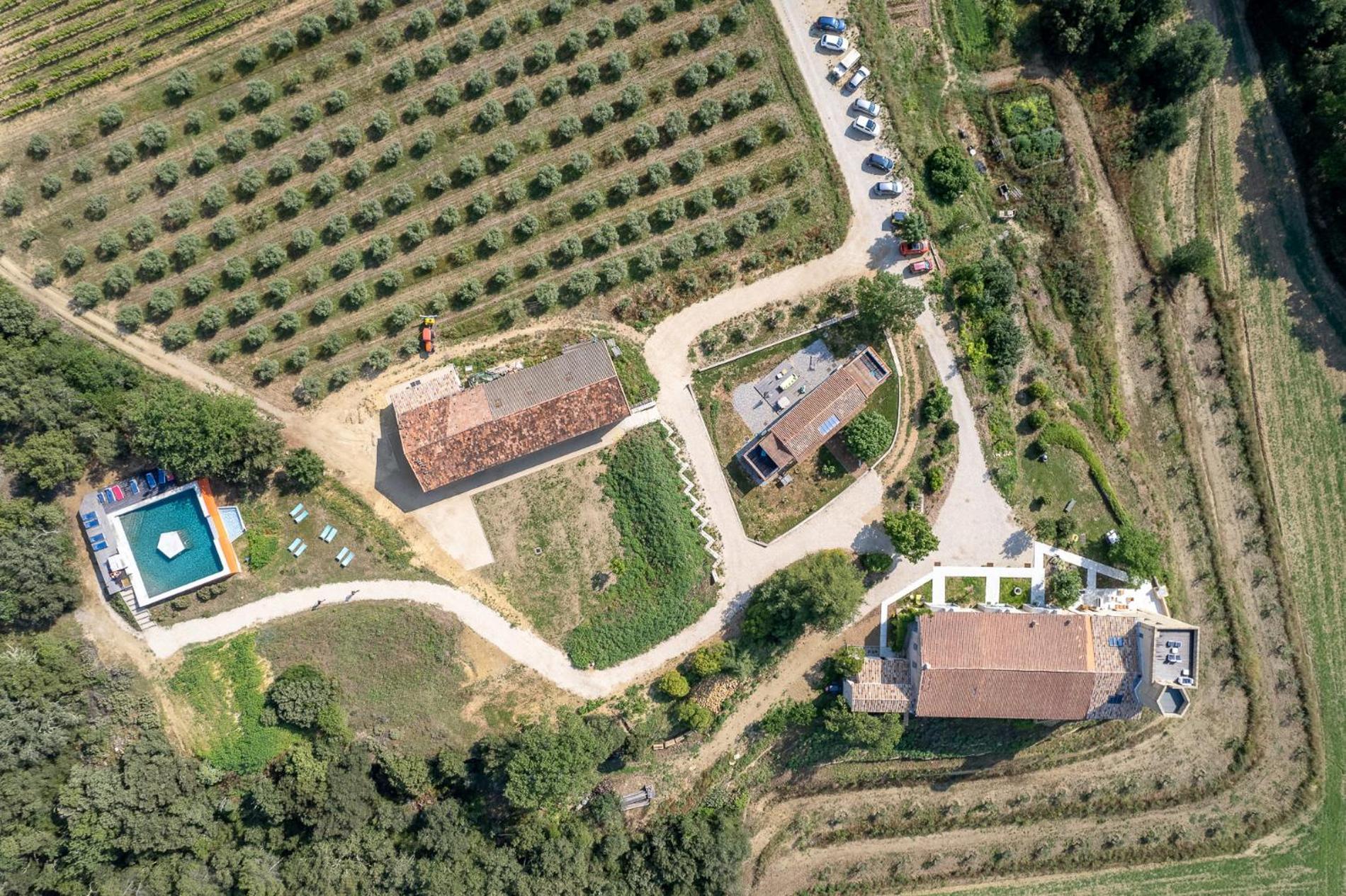Domaine La Ferme Hi Bride Bed and Breakfast Villelaure Exteriör bild